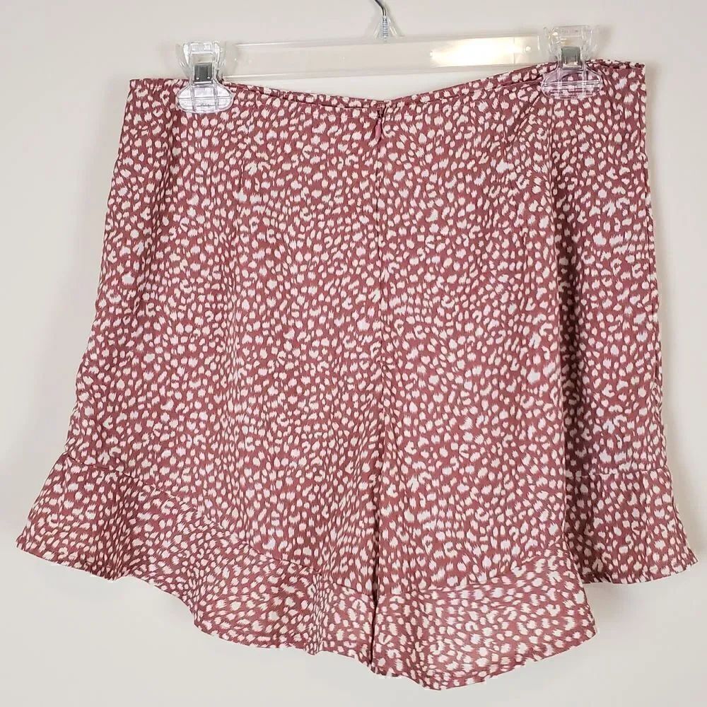 She + Sky Printed Shorts Size Large - Picture 2 of 5